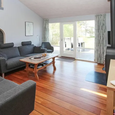 Casa de Férias Beautiful In With Kitchen